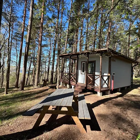 Kempings Ezerpriedes Campingplatz Burtnieki (Burtnieki)